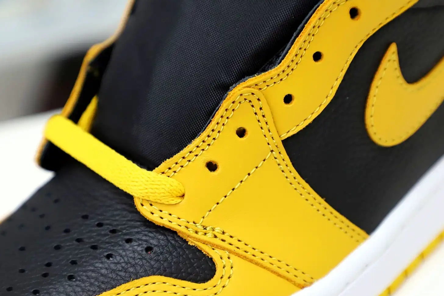 AIR 'POLLEN' JORDAN Kimikick 1 OG HIGH RETRO 0820